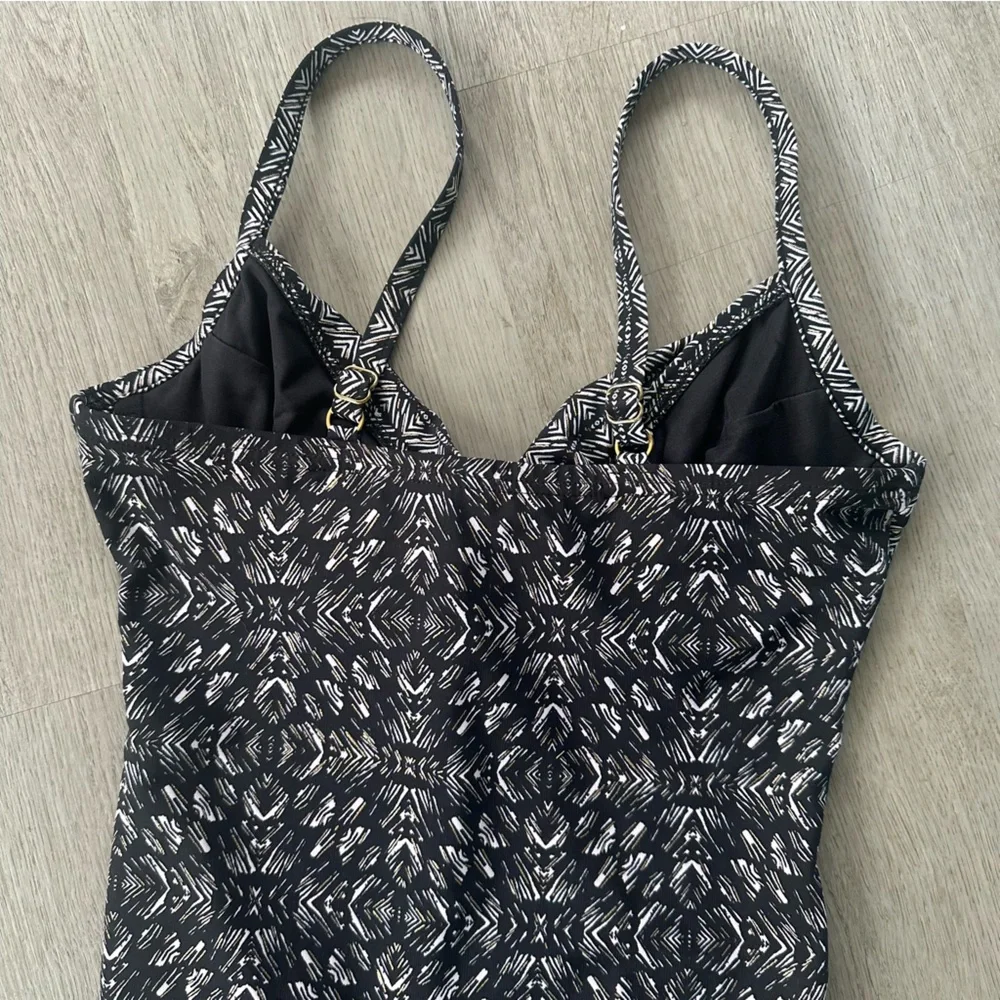 Miraclesuit women’s approximate